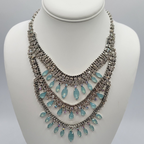 Charming Charlie Jewelry - Charming Charlie Special Occasion Seafoam Necklace
